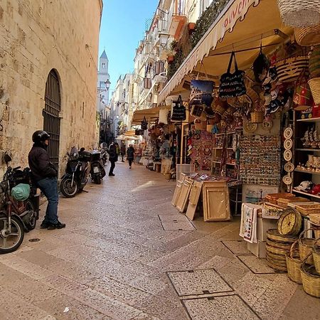 Quiet And Stylish - Bari City Center, Minutes To Station מראה חיצוני תמונה