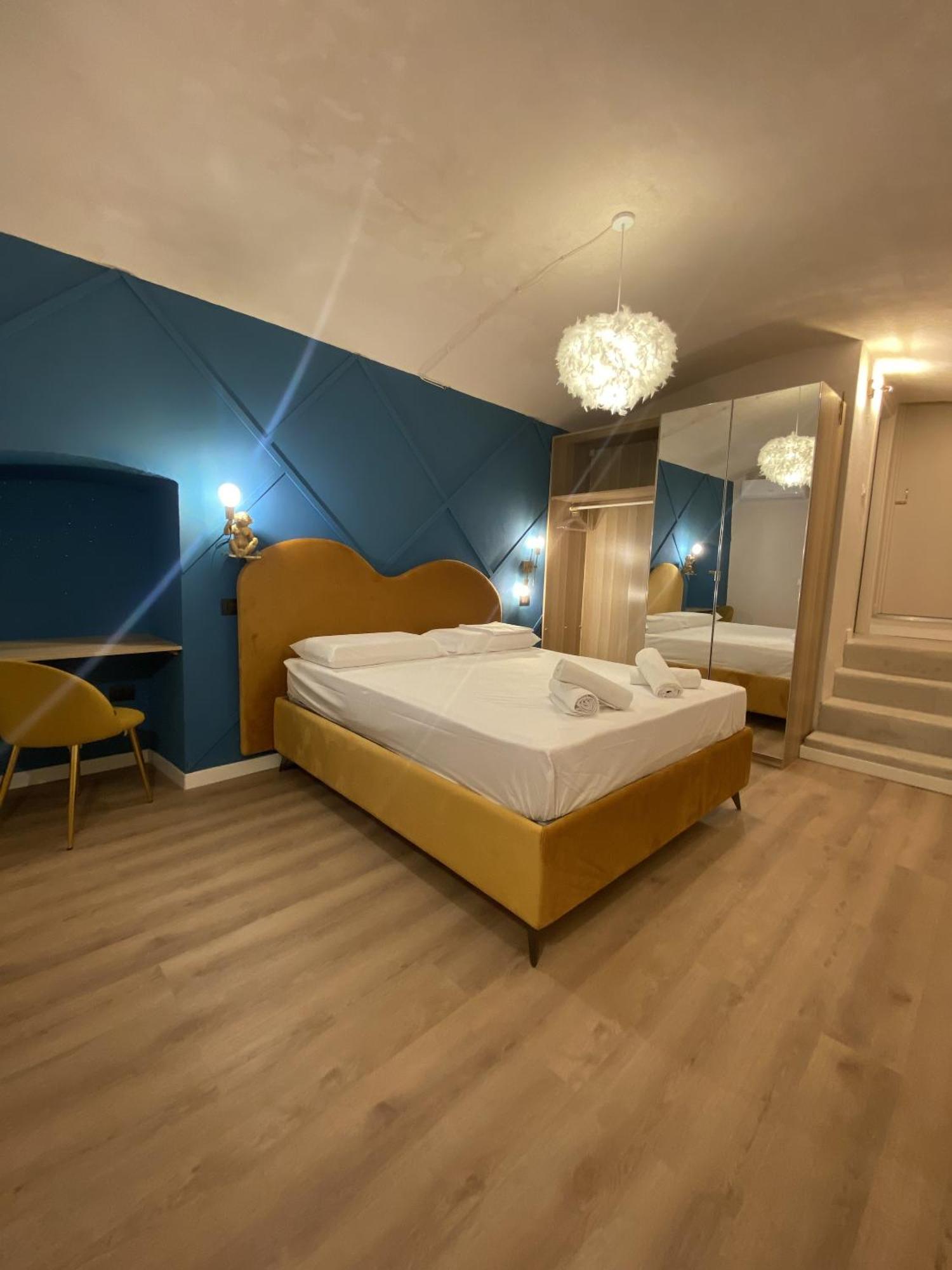 Quiet And Stylish - Bari City Center, Minutes To Station מראה חיצוני תמונה